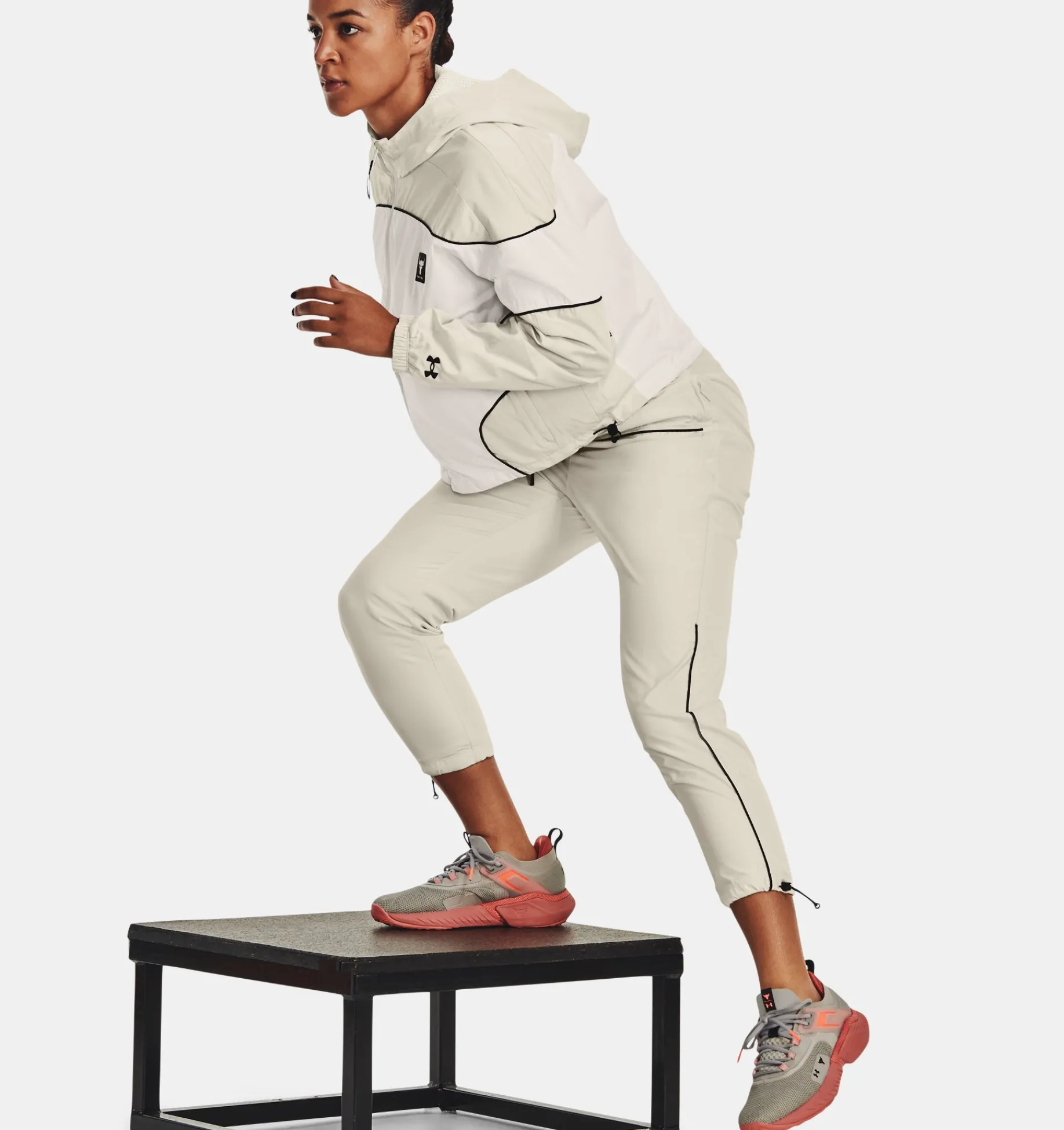 Store Under Armour Giacca Project Rock Brahma Da Donna Onyx White / Summit White - 112
