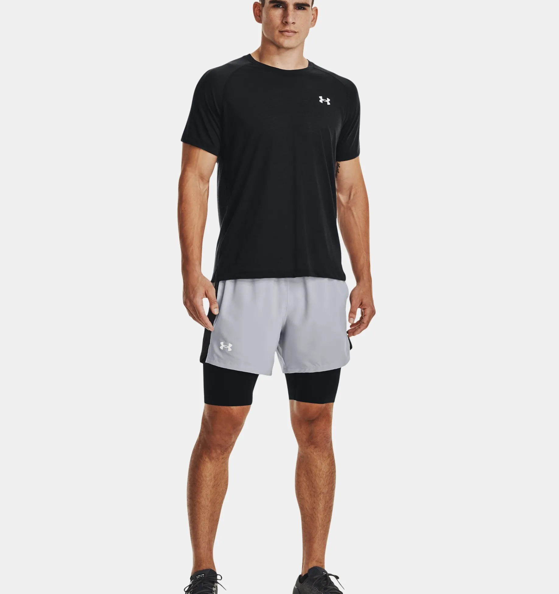 Store Under Armour Shorts Ua Launch 13 Cm 2 In 1 Da Uomo Mod Gray / Black - 011