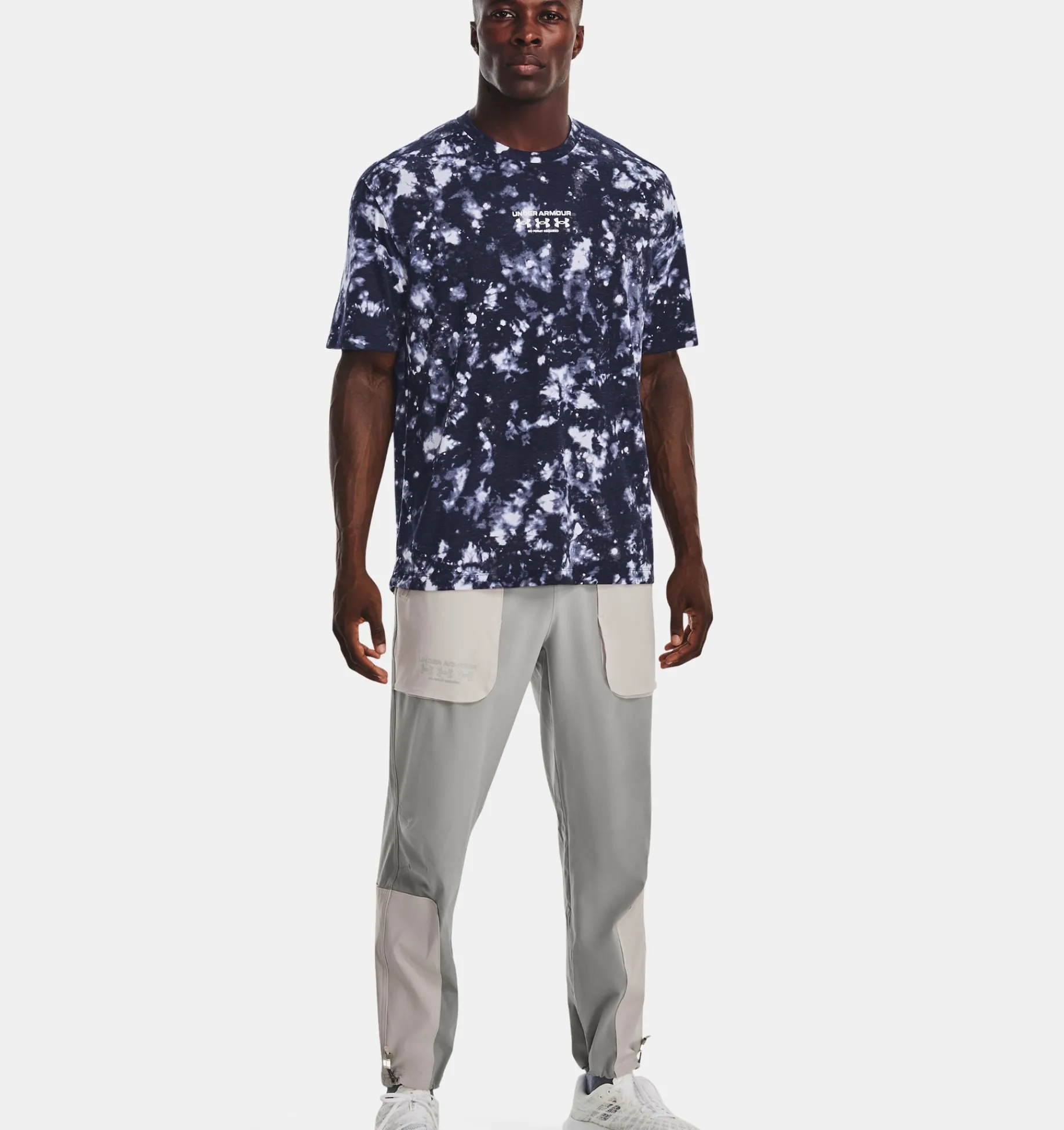 Best Sale Under Armour T-Shirt Ua Breeze Trail Da Uomo White / Midnight Navy - 100